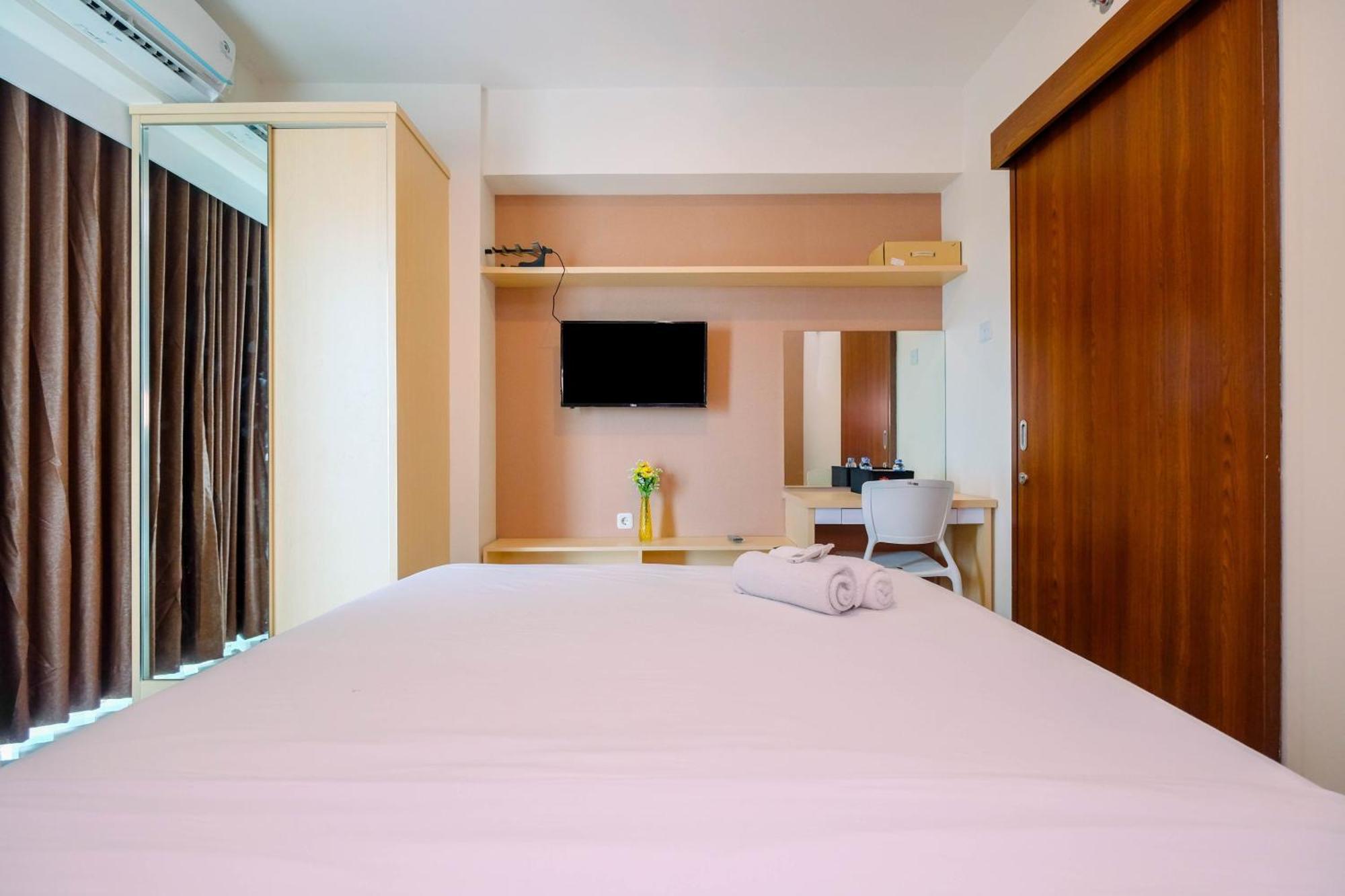 Stunning 1br At Grand Kamala Lagoon By Travelio * Bekasi